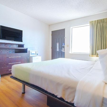 Studio Inn Extended Stay Oklahoma City Airport By Oyo Exteriör bild
