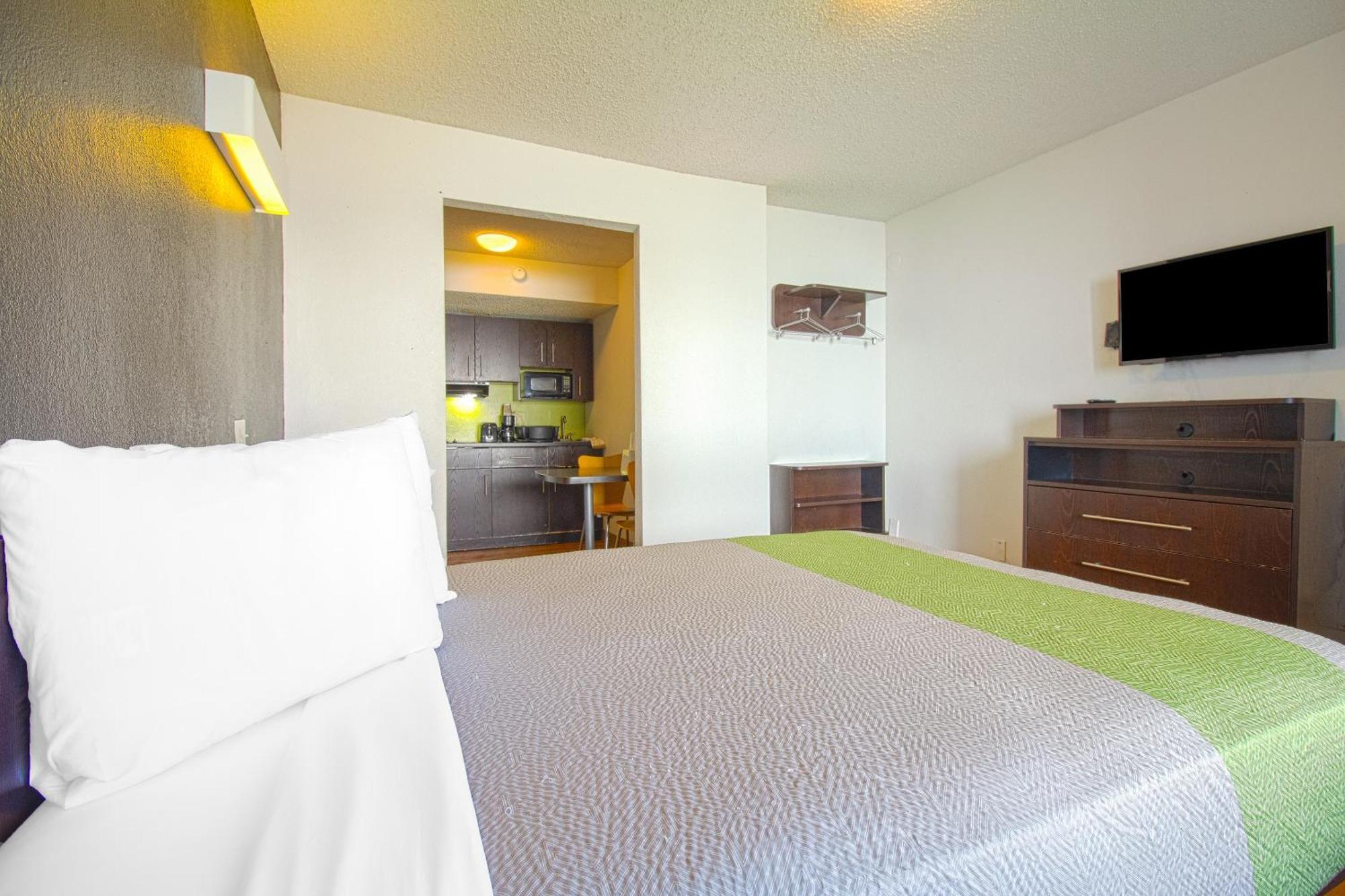 Studio Inn Extended Stay Oklahoma City Airport By Oyo Exteriör bild