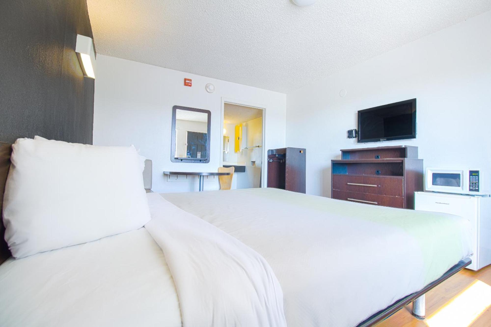Studio Inn Extended Stay Oklahoma City Airport By Oyo Exteriör bild