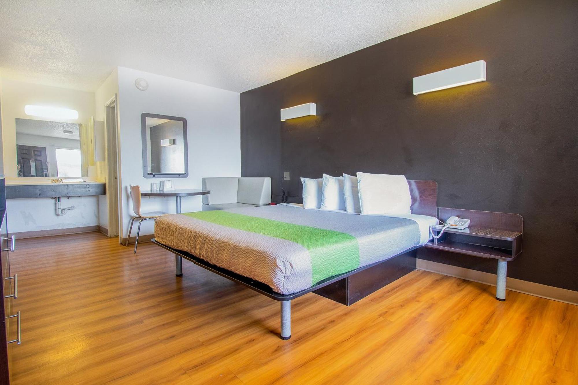 Studio Inn Extended Stay Oklahoma City Airport By Oyo Exteriör bild