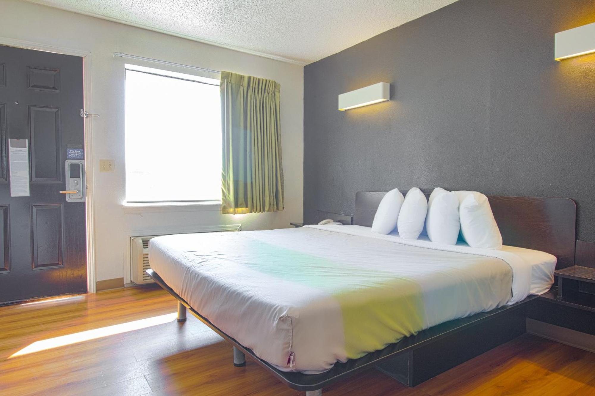 Studio Inn Extended Stay Oklahoma City Airport By Oyo Exteriör bild