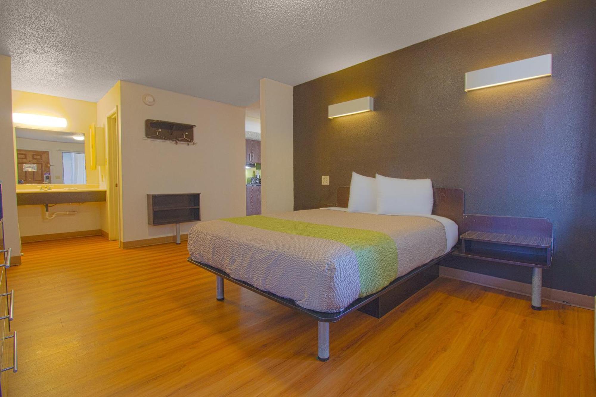 Studio Inn Extended Stay Oklahoma City Airport By Oyo Exteriör bild