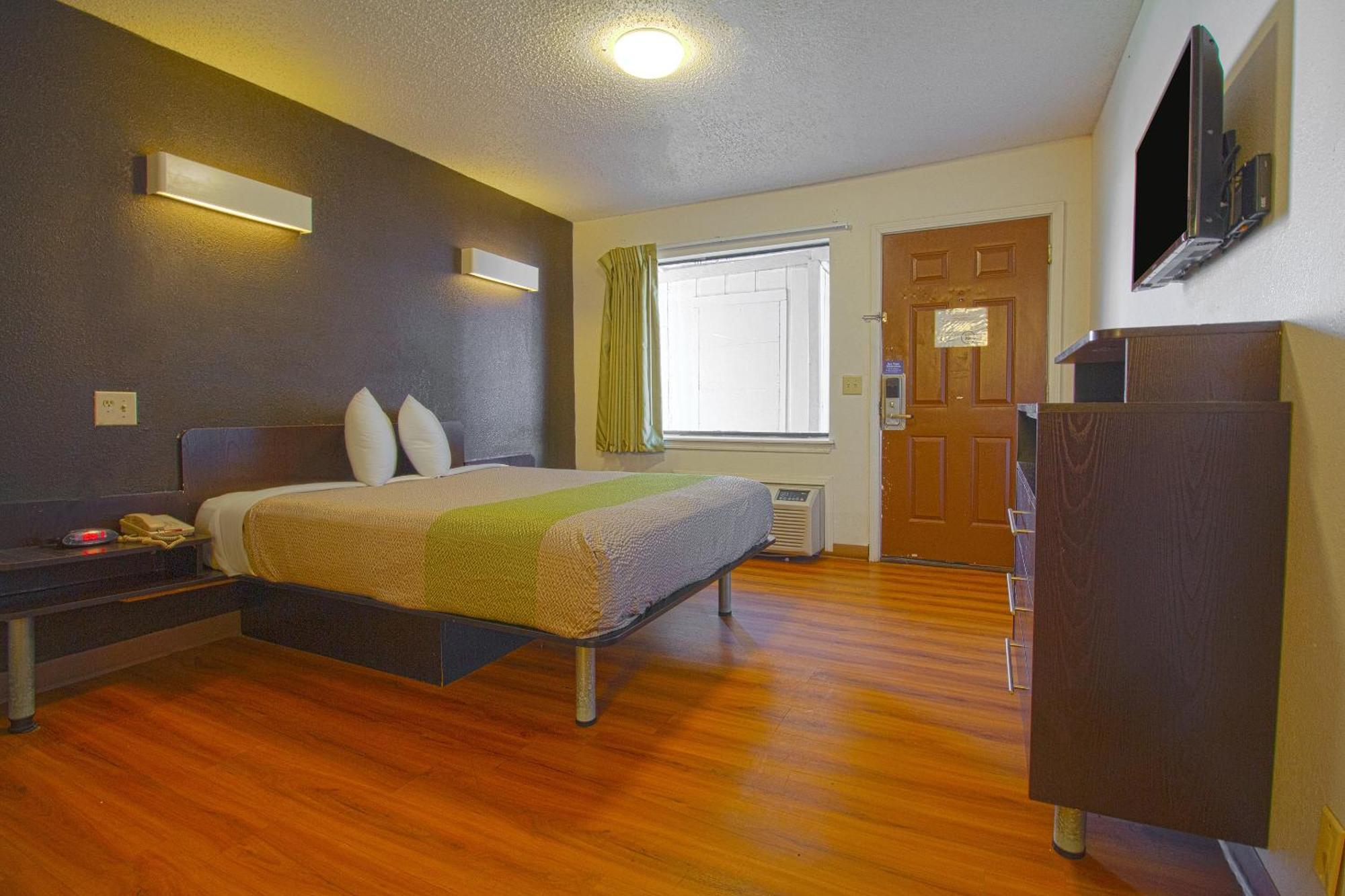 Studio Inn Extended Stay Oklahoma City Airport By Oyo Exteriör bild