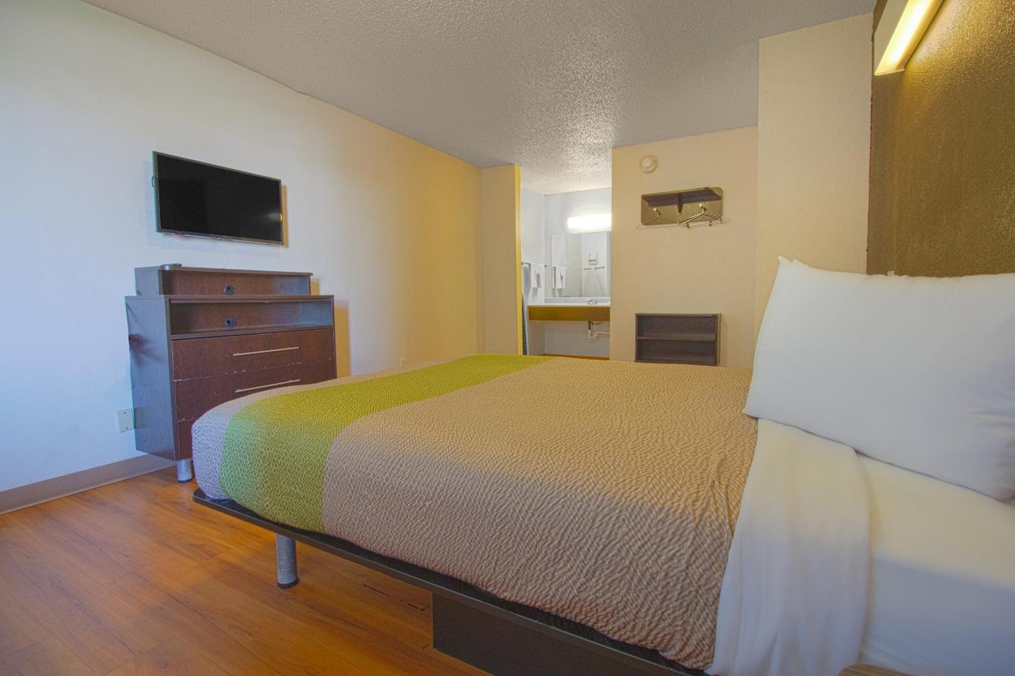 Studio Inn Extended Stay Oklahoma City Airport By Oyo Exteriör bild