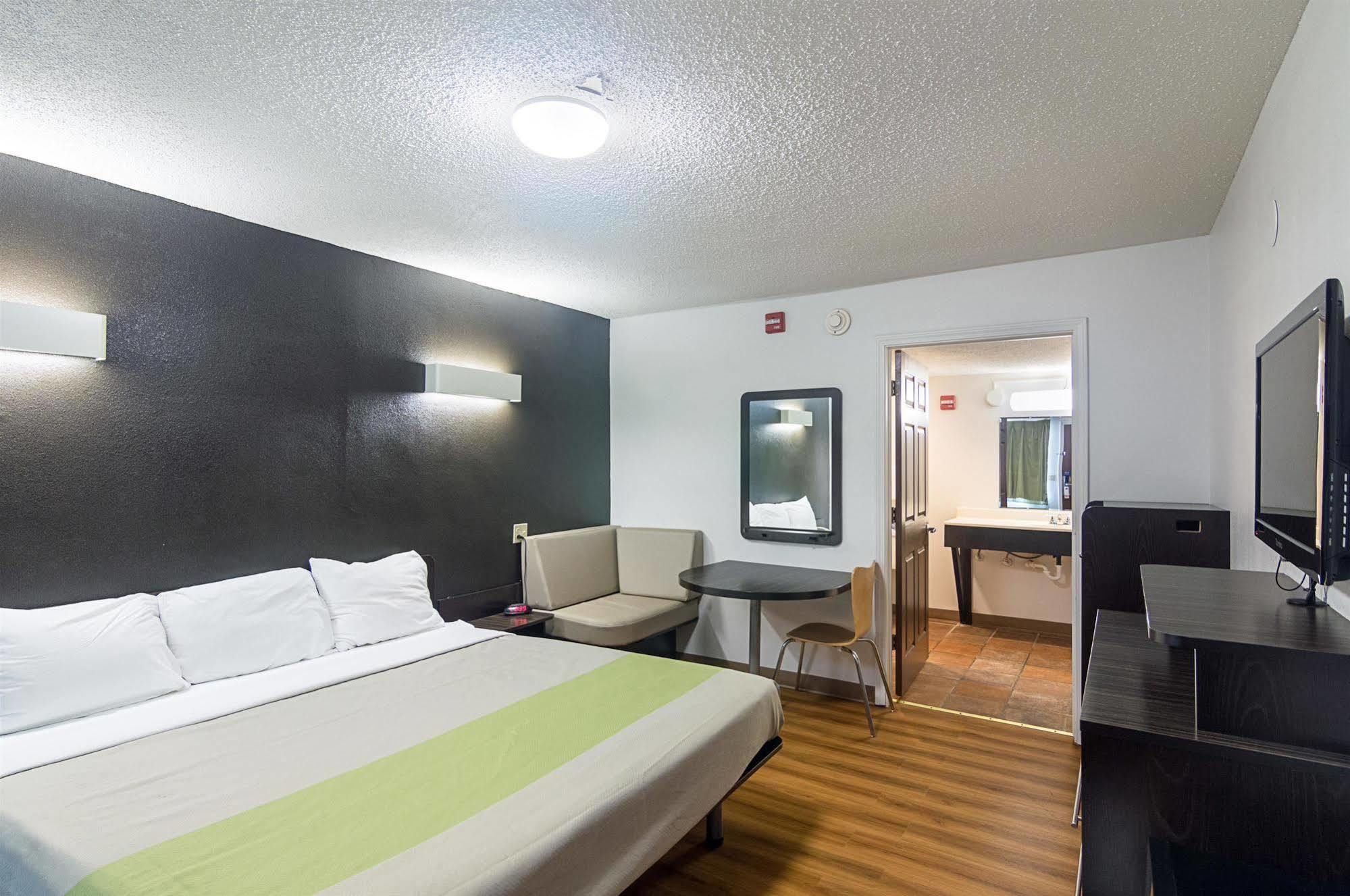 Studio Inn Extended Stay Oklahoma City Airport By Oyo Exteriör bild